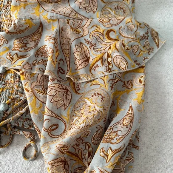 Style Rack Ruched Top - Picture 7 of 12